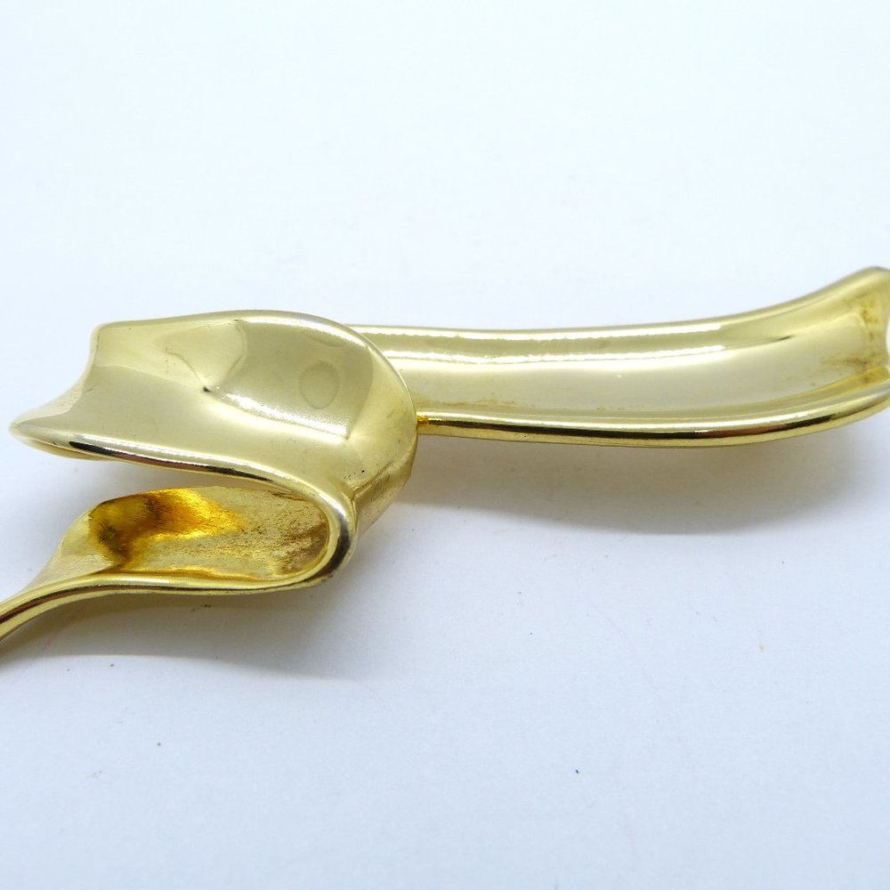 Vintage Avon Golden 3" Ribbon Brooch